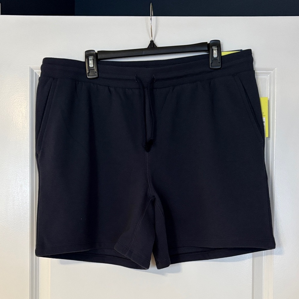 Men All In Motion Shorts